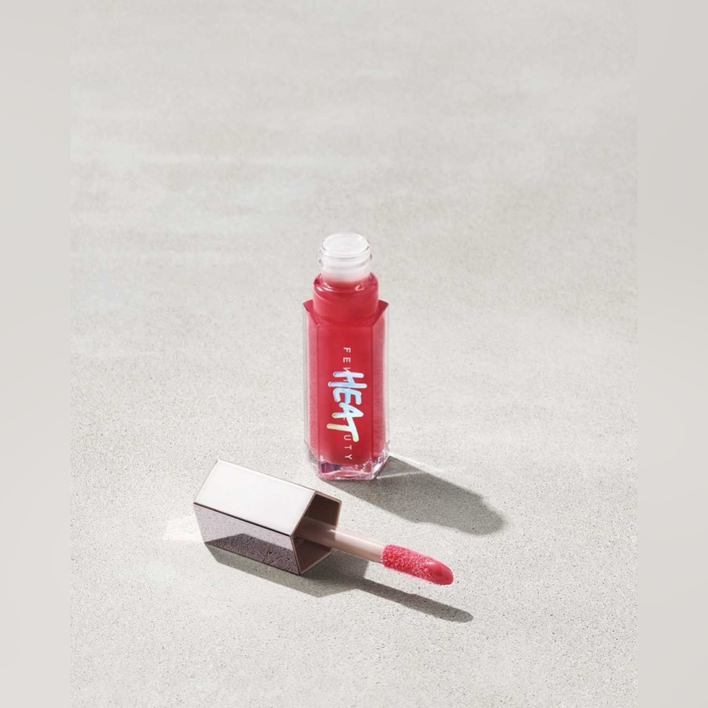 Fenty Gloss Bomb Heat Universal Lip Luminizer + Plumper in Hot Cherry
